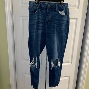 Women’s mom jeans
